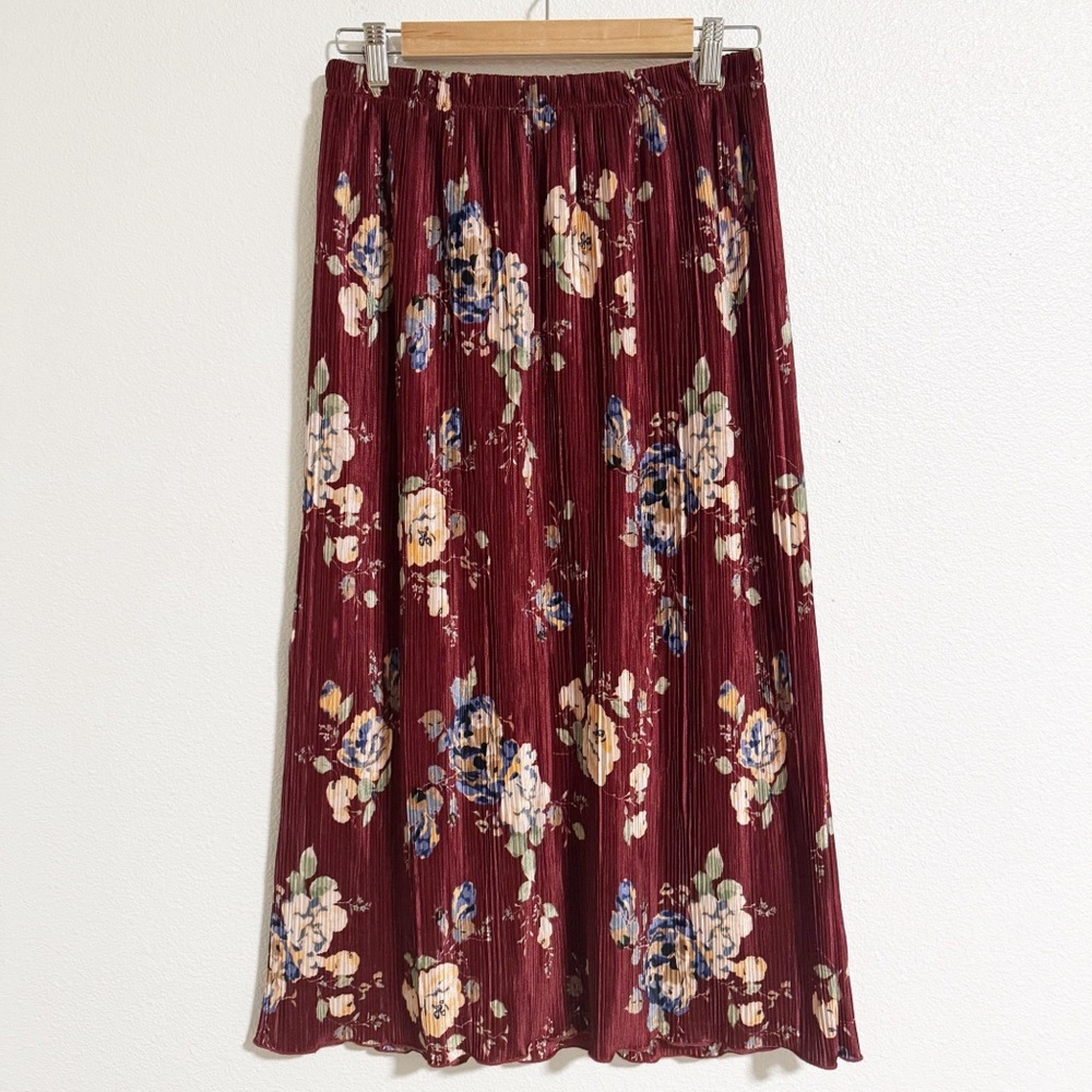 Everleigh Plisse Pleated Satin Floral Midi Skirt